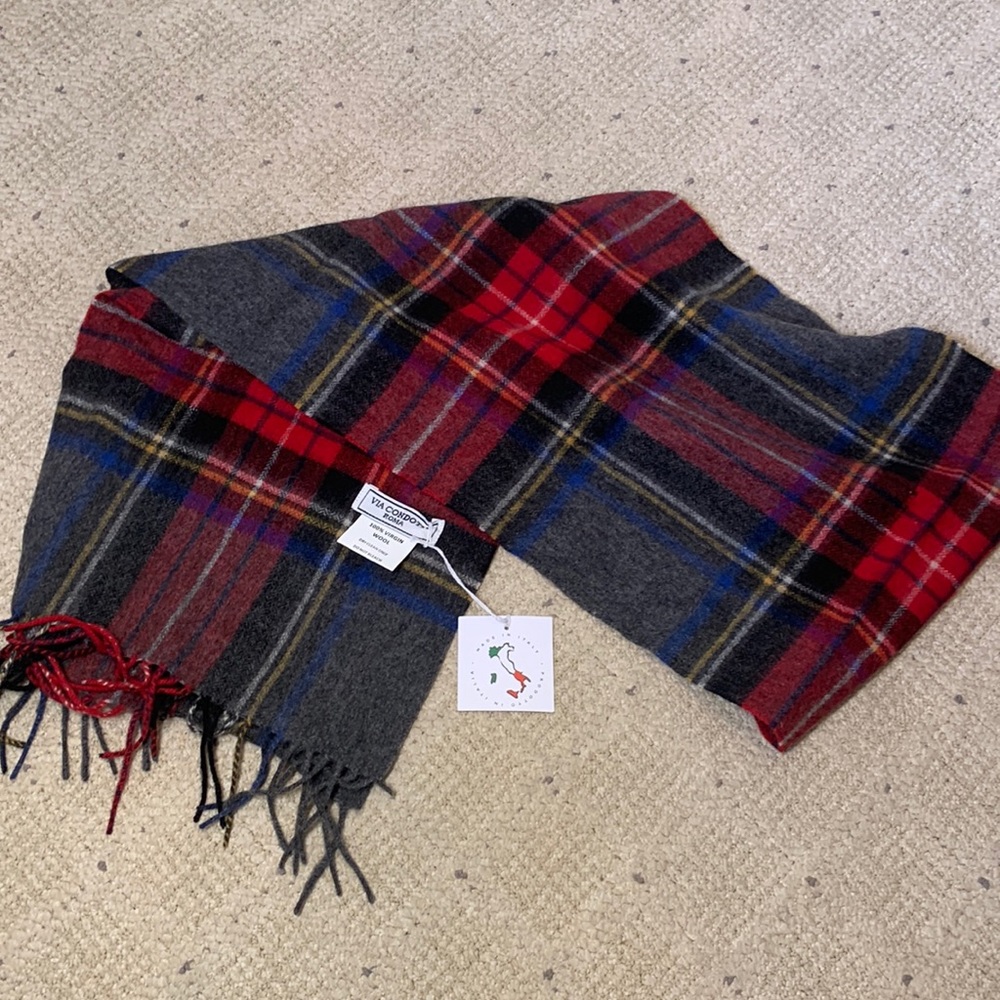 Via Condotti wool scarf